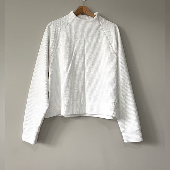 CALIA by Carrie Underwood | Tops | Calia Carrie Underwood Mock Neck ...